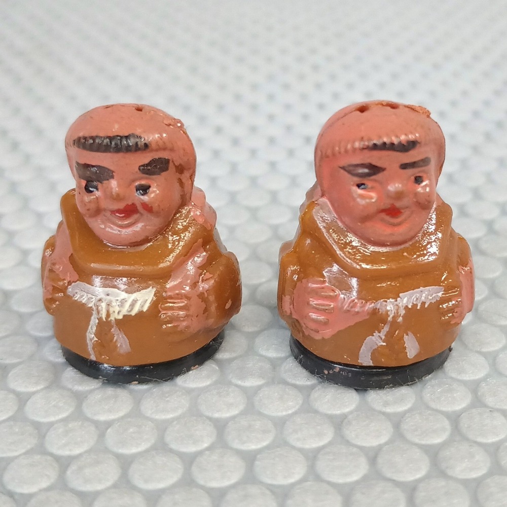 Vtg Monk Salt & Pepper Shaker Cracker Jack Gumball Prize Toy